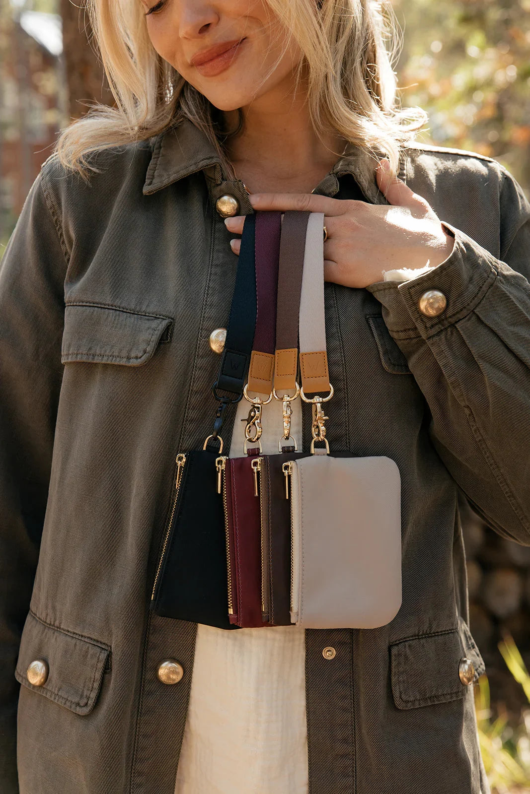 Almond Cream Zipper Pouch