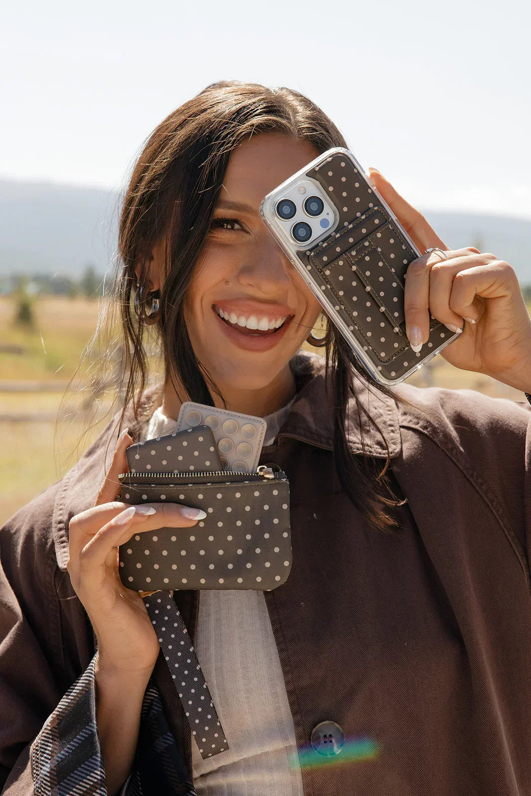 Cocoa Dot Magnetic Case