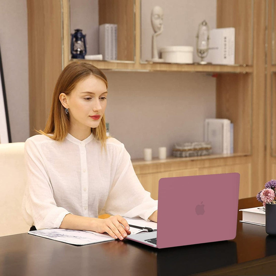 AirBlue 13 MacBook Case & Accessories