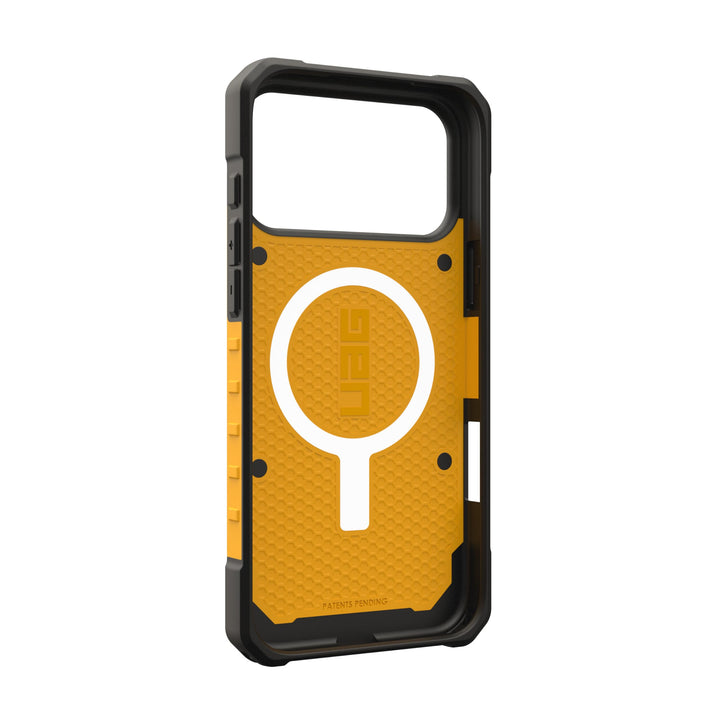 UAG Pathfinder Clear Case for iPhone 17 Pro Max