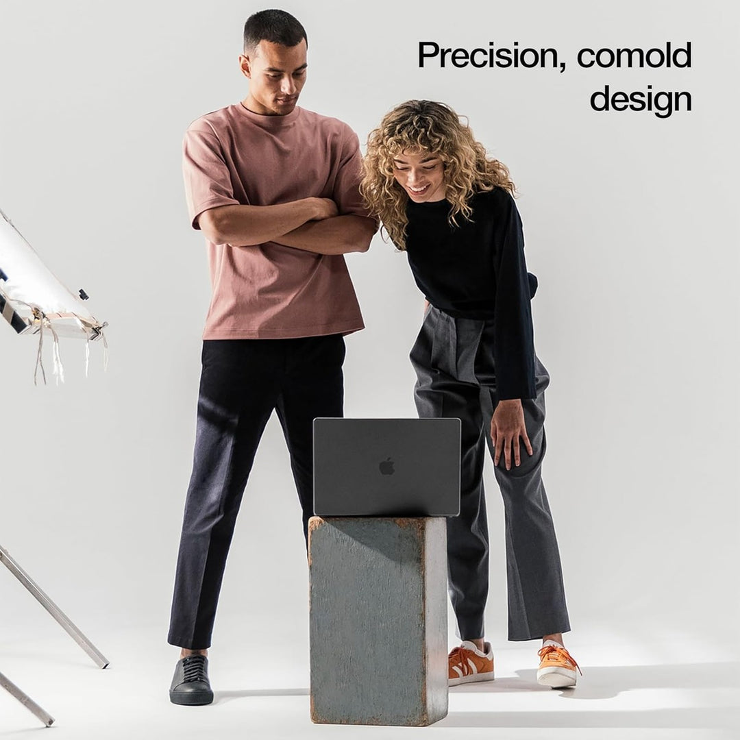 Incase Dots MacBook Air Hardshell Case - Clear