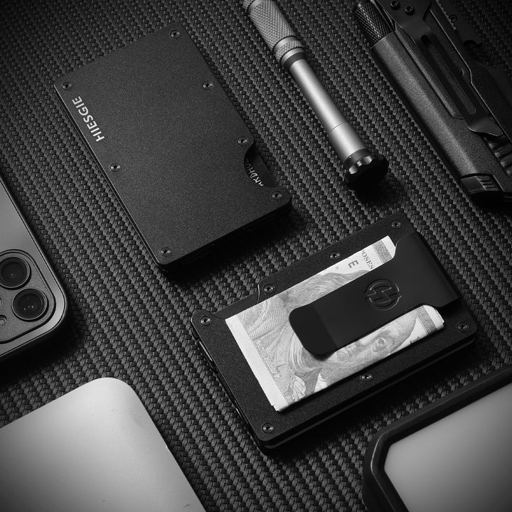 MagSafe Slim Wallet: RFID Metal Card Holder - DOKUTRONIX