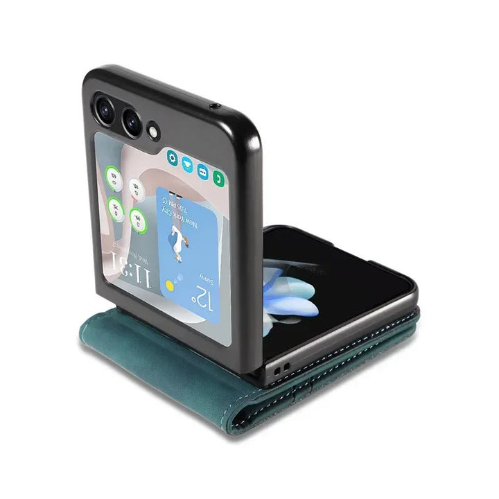 Retro style Luxury Leather Flip Wallet Phone Case For Samsung Z Flip 7 6 5 4 3 Shockproof Soft Stand Cover For Samsung Z Flip5 - DOKUTRONIX