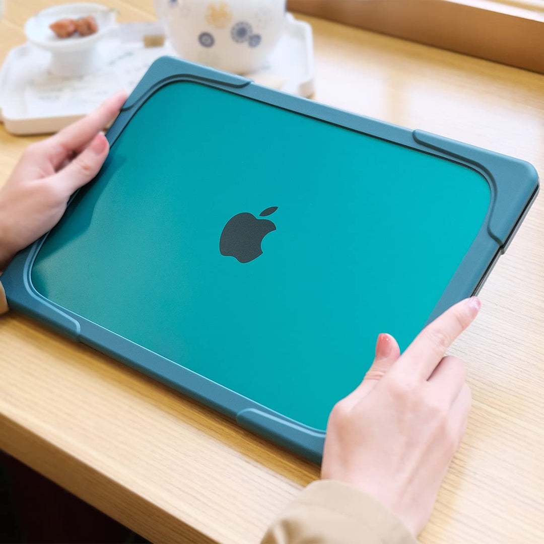 ProShell 13 MacBook Case by Batianda - DOKUTRONIX