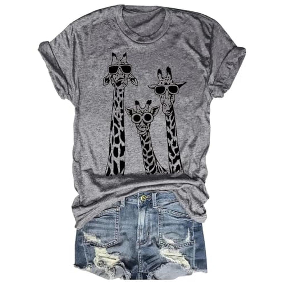 Be Kind Graphic Tee - Casual Summer Top for Teachers - DOKUTRONIX