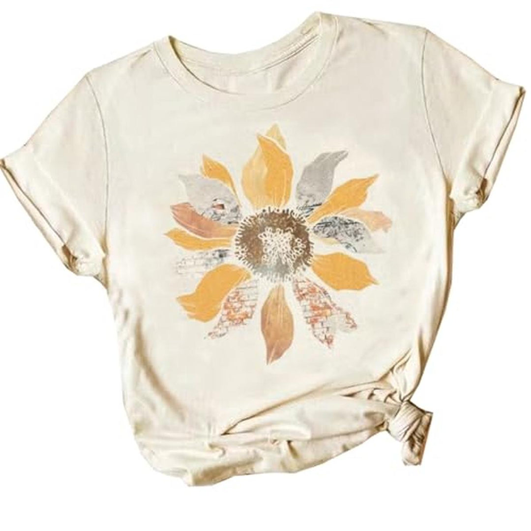 Be Kind Graphic Tee - Casual Summer Top for Teachers - DOKUTRONIX