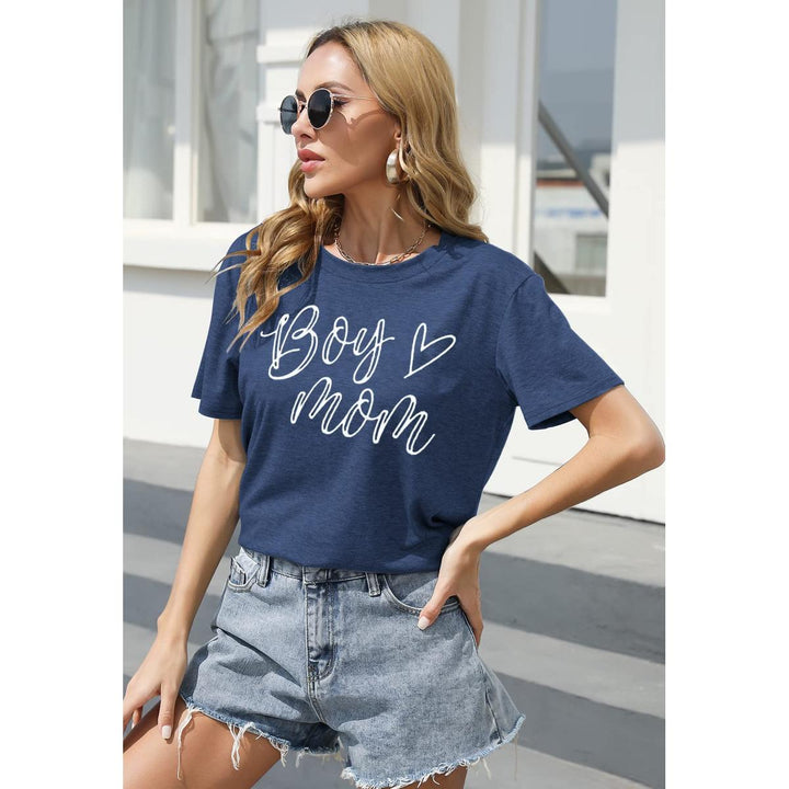 Be Kind Graphic Tee - Casual Summer Top for Teachers - DOKUTRONIX