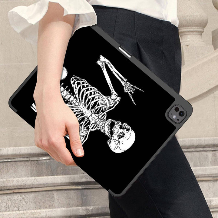 Chic Pro 13 Case: Sleep/Wake & Pencil Holder - DOKUTRONIX