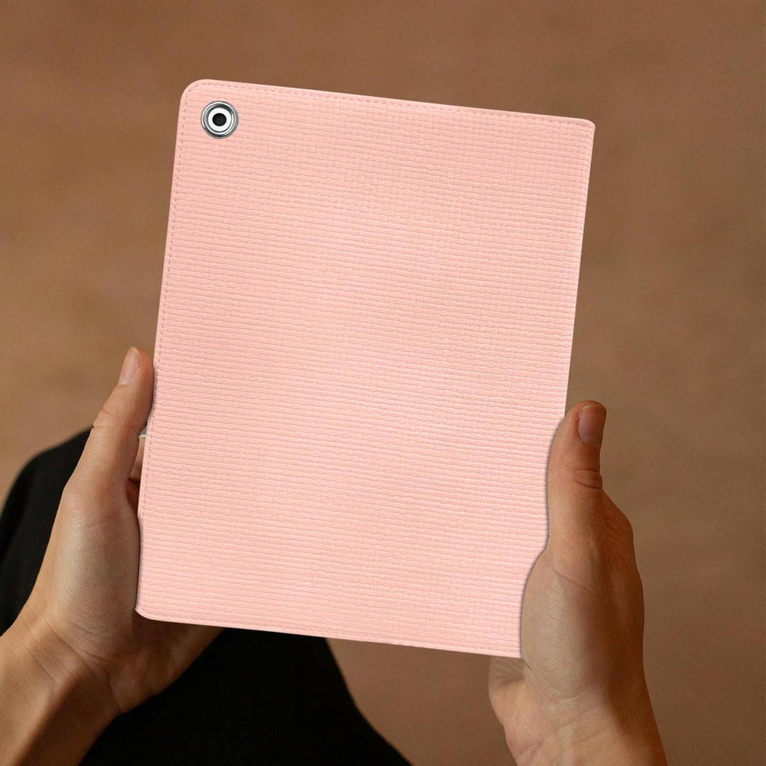 Chic Pro 13 Case: Sleep/Wake & Pencil Holder - DOKUTRONIX