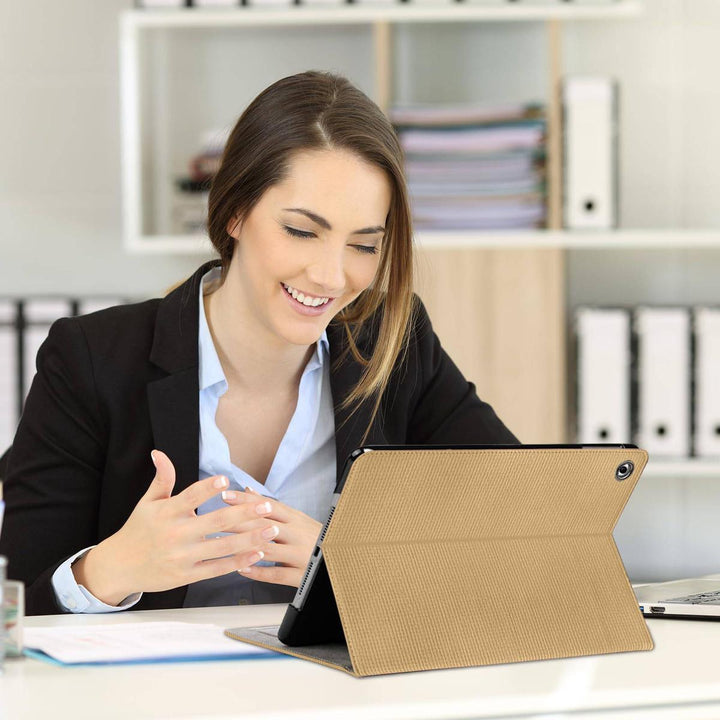 Chic Pro 13 Case: Sleep/Wake & Pencil Holder - DOKUTRONIX