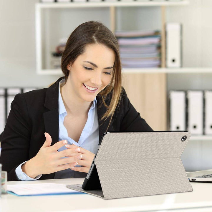 Chic Pro 13 Case: Sleep/Wake & Pencil Holder - DOKUTRONIX