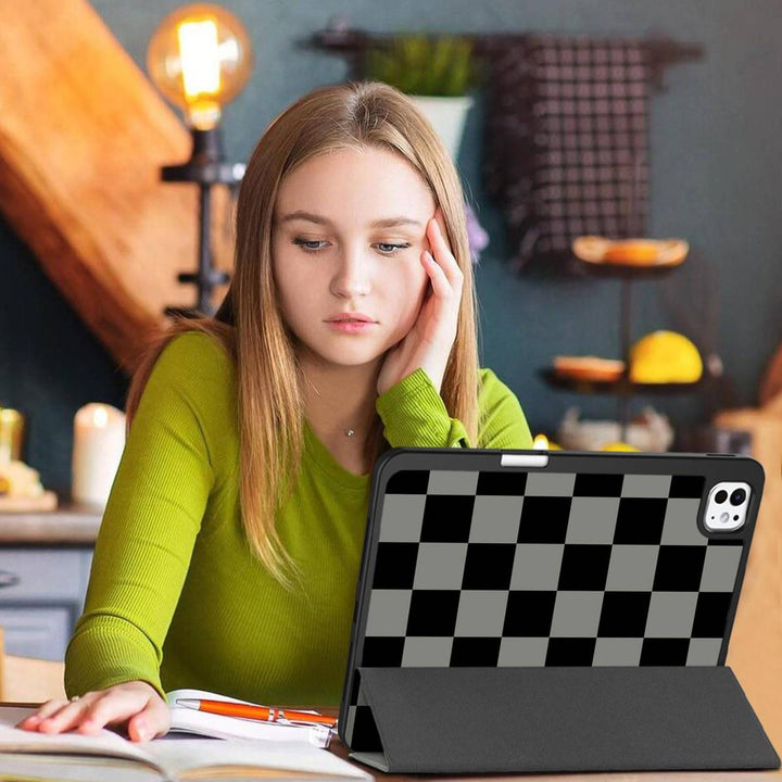 Chic Pro 13 Case: Sleep/Wake & Pencil Holder - DOKUTRONIX