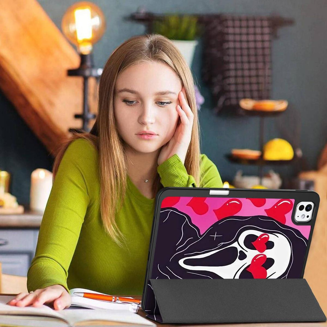 Chic Pro 13 Case: Sleep/Wake & Pencil Holder - DOKUTRONIX