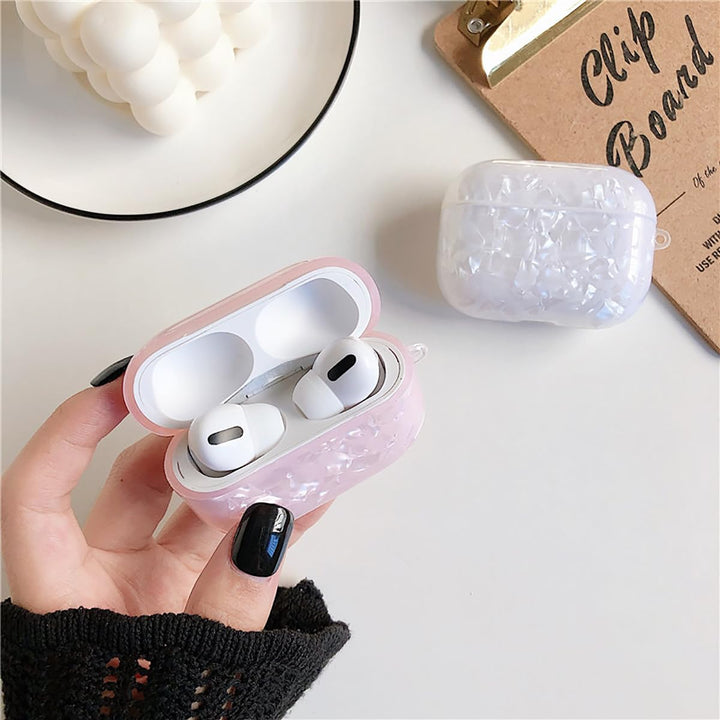 Pearl Chic AirPods Pro Case & Cleaner Pen Set - DOKUTRONIX