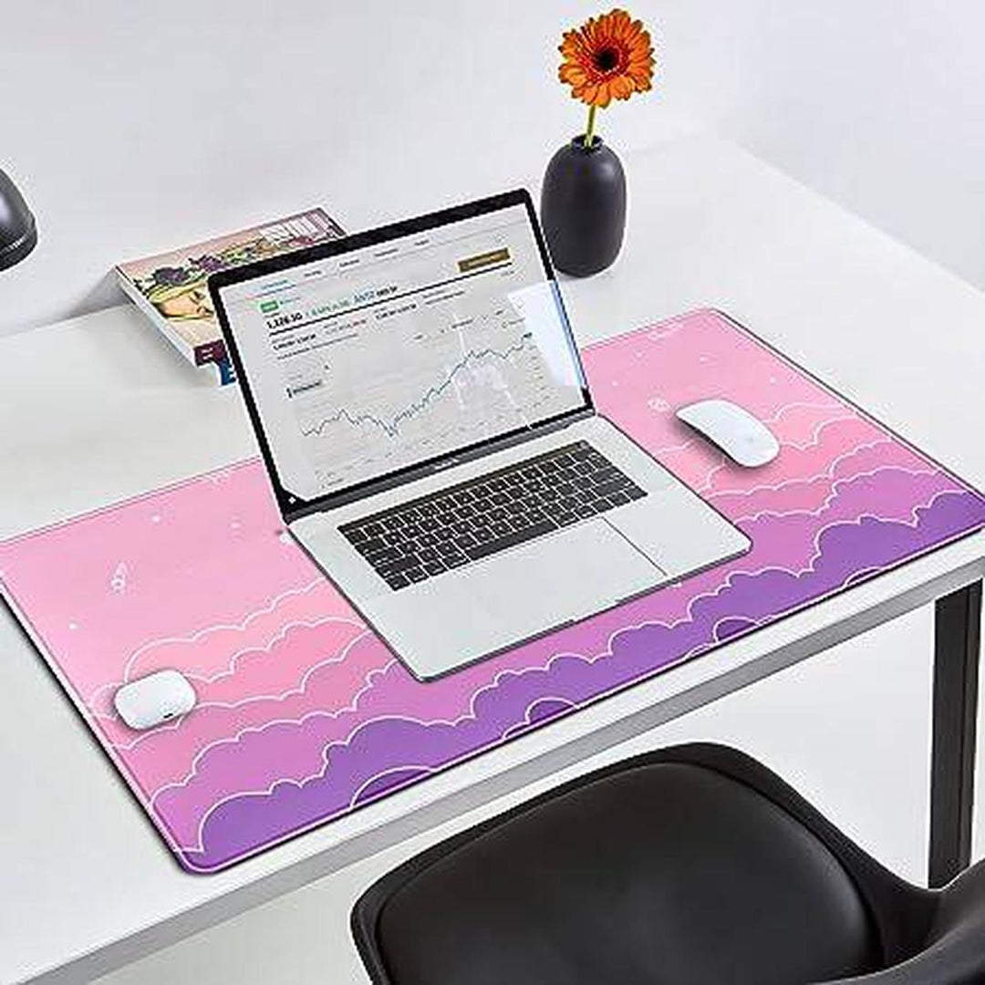 Cuddly Clouds Cozy Mouse Pad - DOKUTRONIX