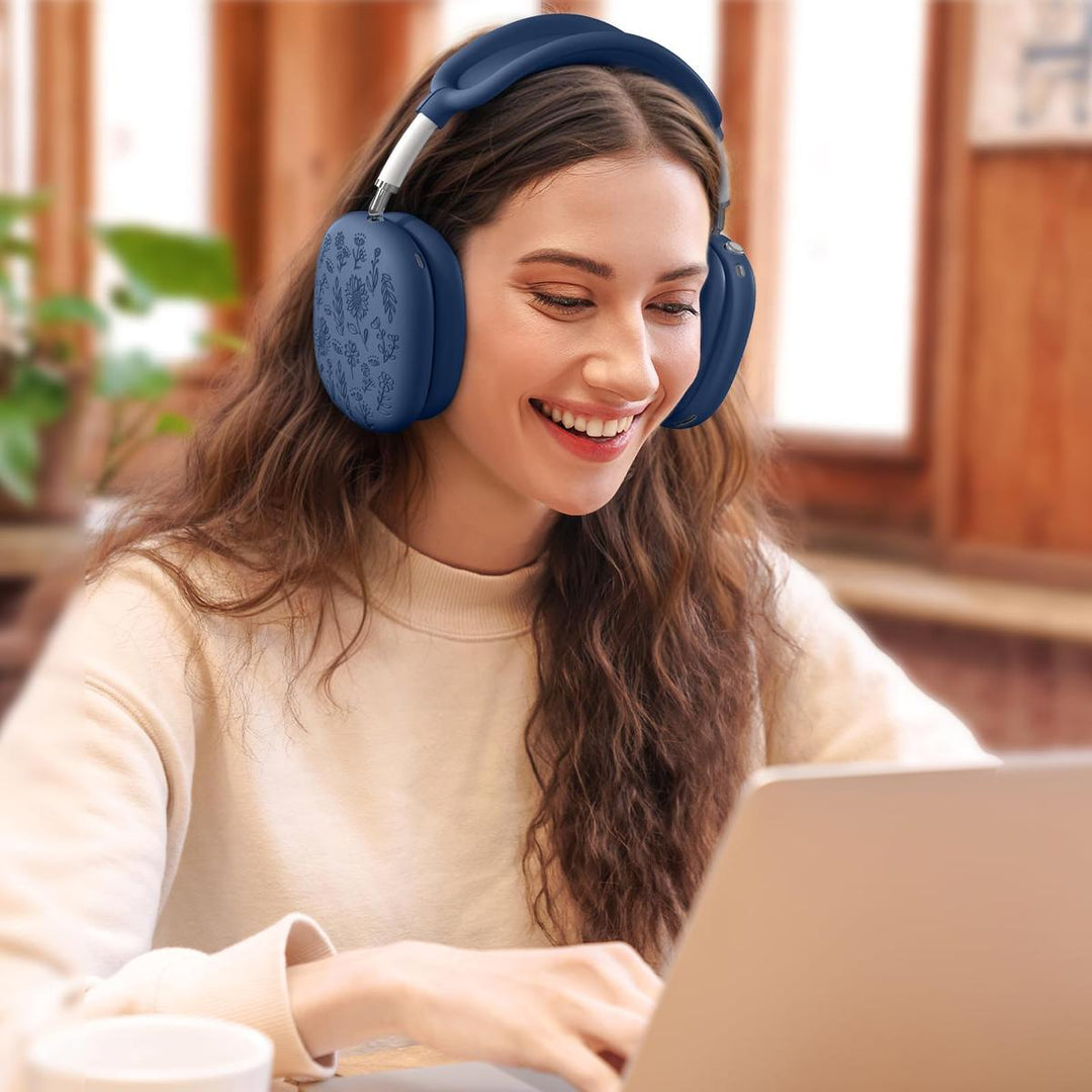 Lavender Engraved AirPods Max Case - DOKUTRONIX