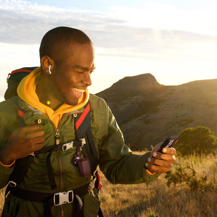 Dreem Luxe Vegan AirPods Case & Keychain - Coffee - DOKUTRONIX