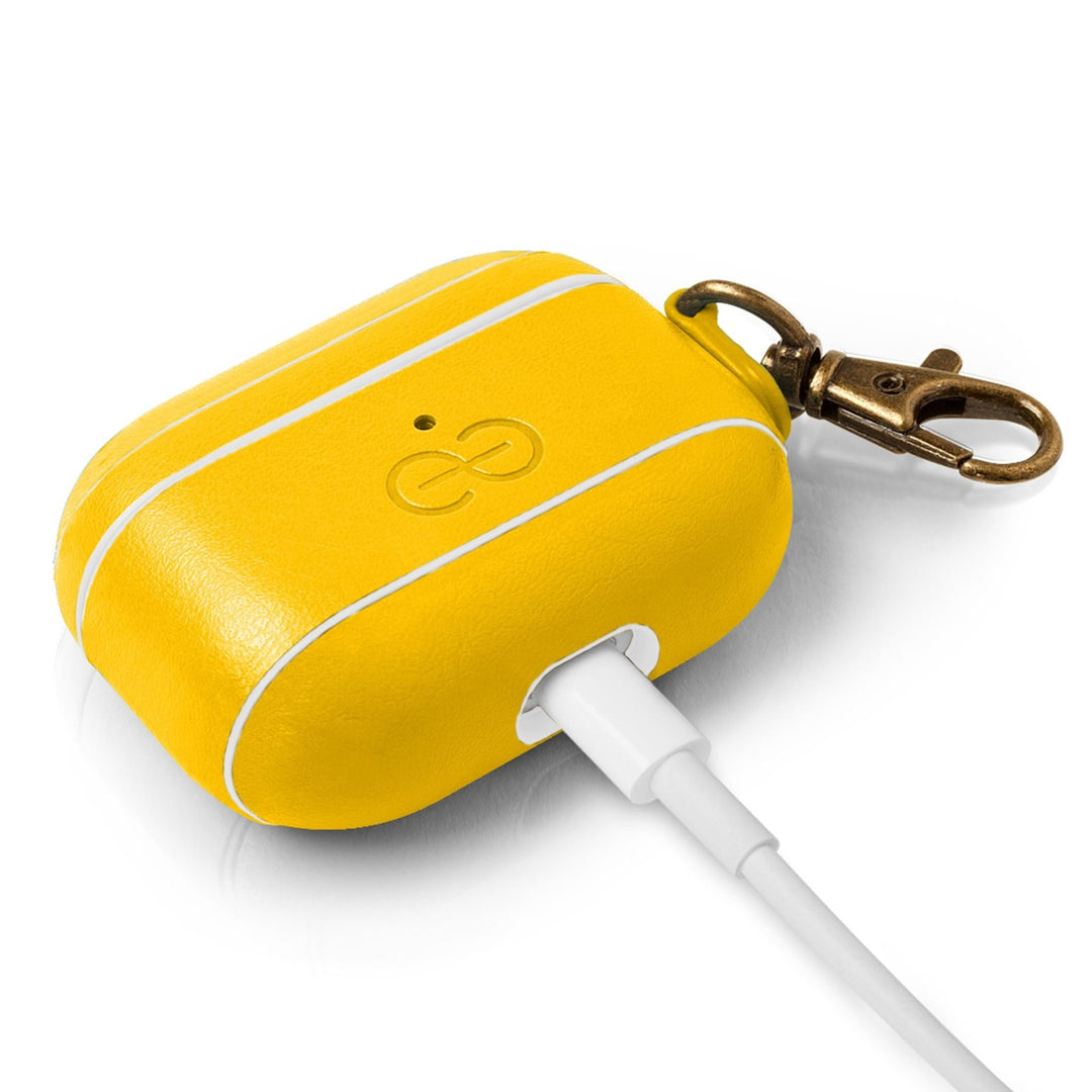 Dreem Luxe Vegan AirPods Case & Keychain - Coffee - DOKUTRONIX