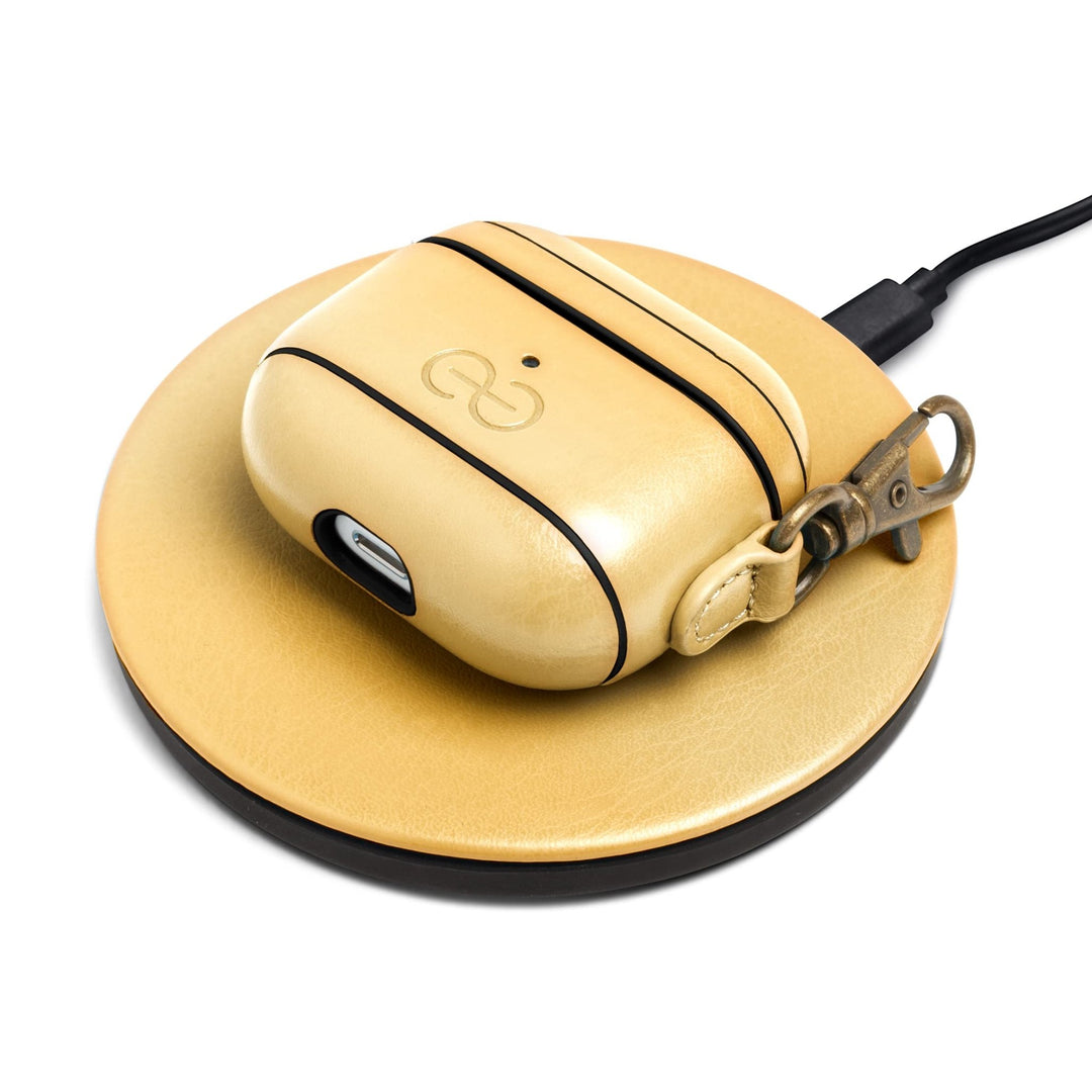 Dreem Luxe Vegan AirPods Case & Keychain - Coffee - DOKUTRONIX