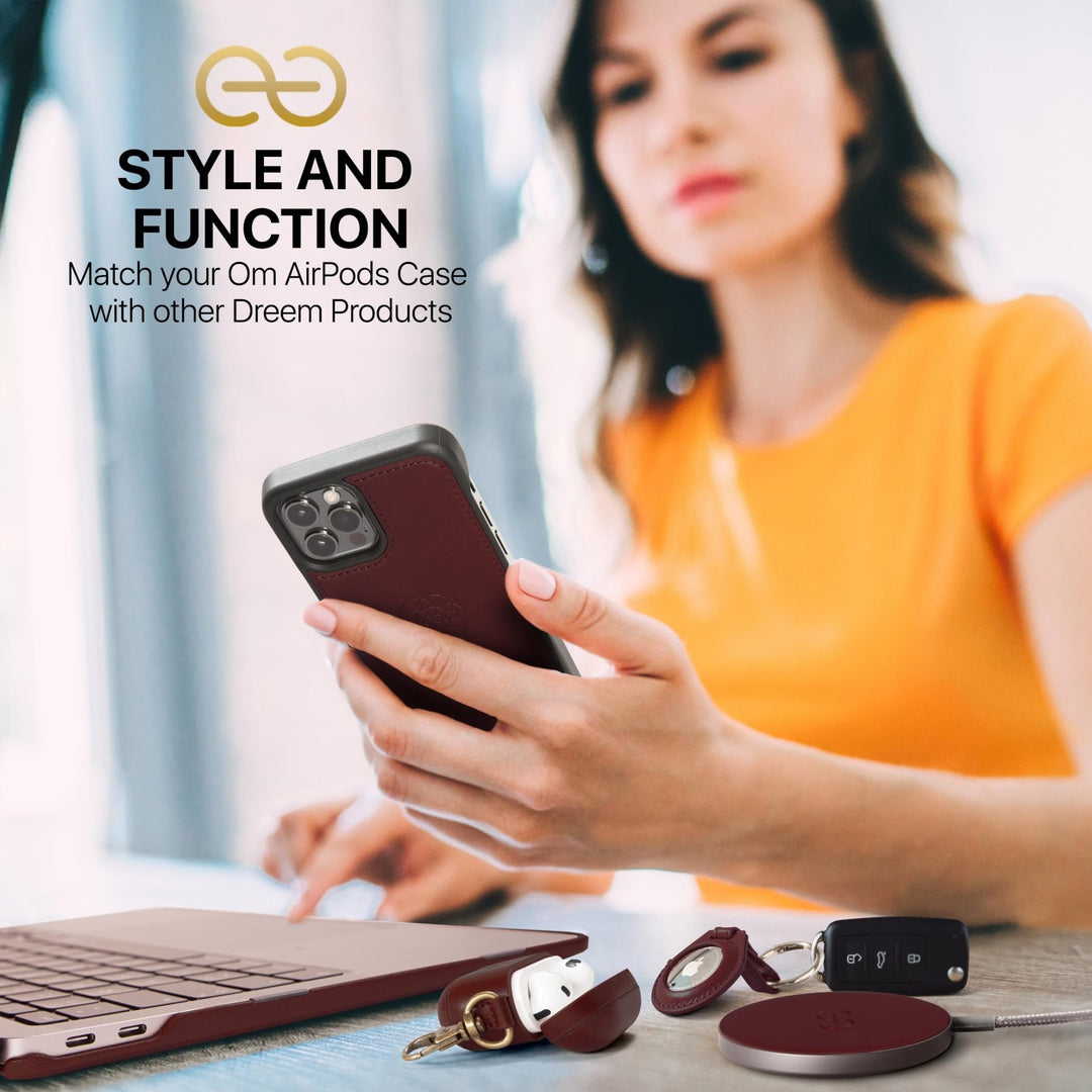 Dreem Luxe Vegan AirPods Case & Keychain - Coffee - DOKUTRONIX