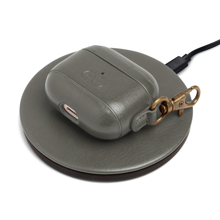 Dreem Luxe Vegan AirPods Case & Keychain - Coffee - DOKUTRONIX