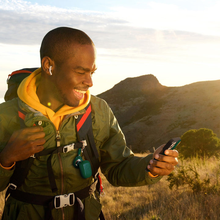 Dreem Luxe Vegan AirPods Case & Keychain - Coffee - DOKUTRONIX
