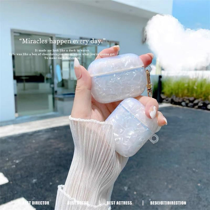 Glitter Pearl AirPods Case & Cleaner Kit - DOKUTRONIX