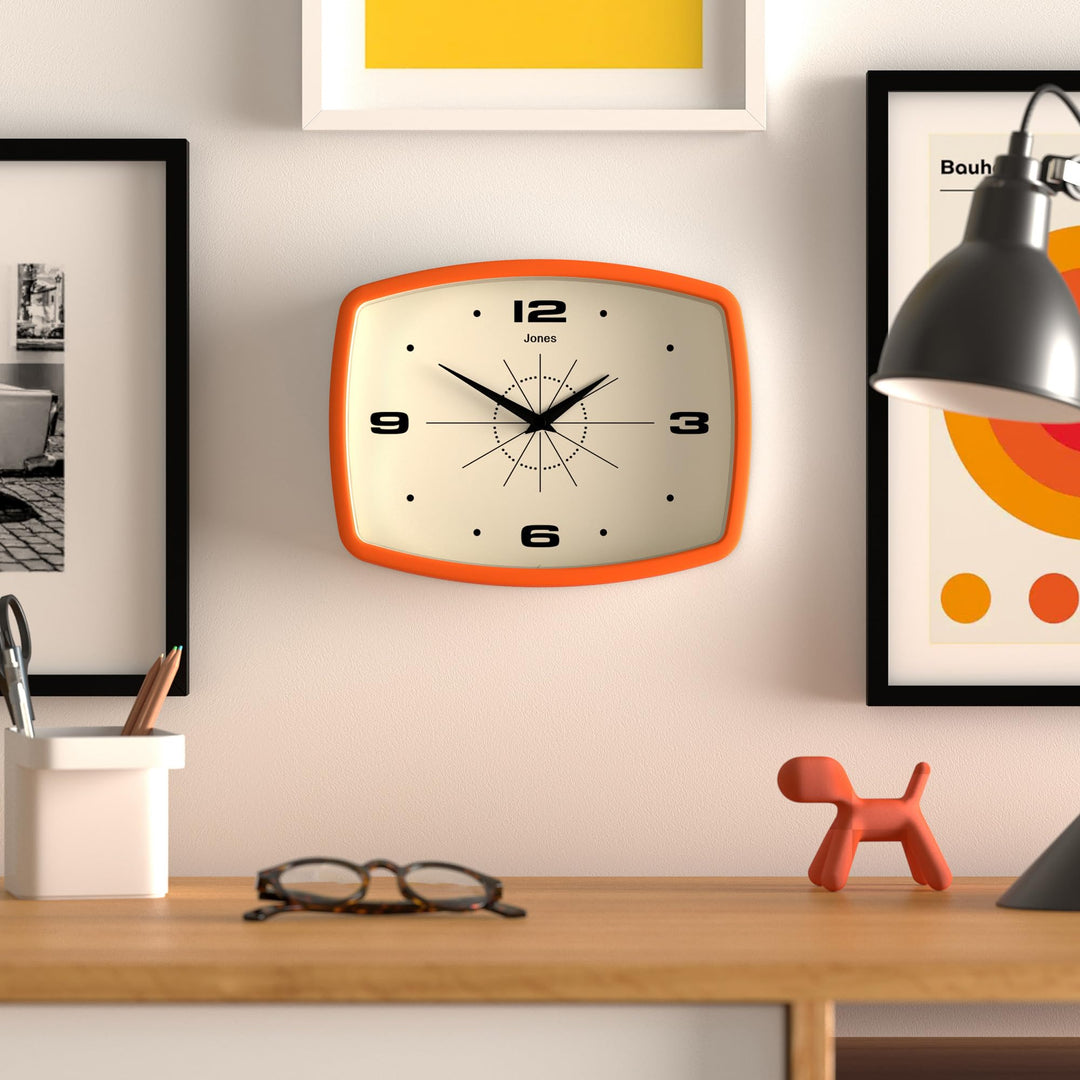 Retro Movie Wall Clock - DOKUTRONIX