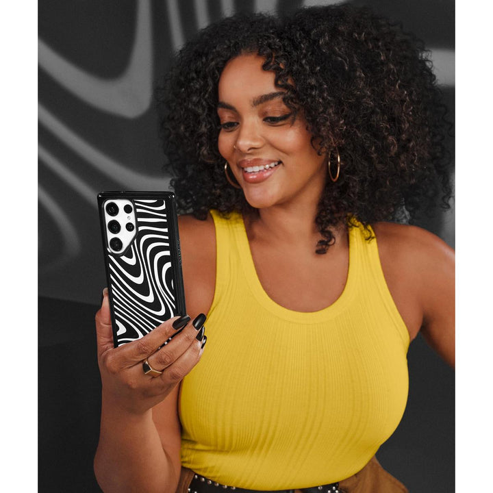 OtterBox Haute Pink MagSafe Case for iPhone 15 Pro Max - DOKUTRONIX