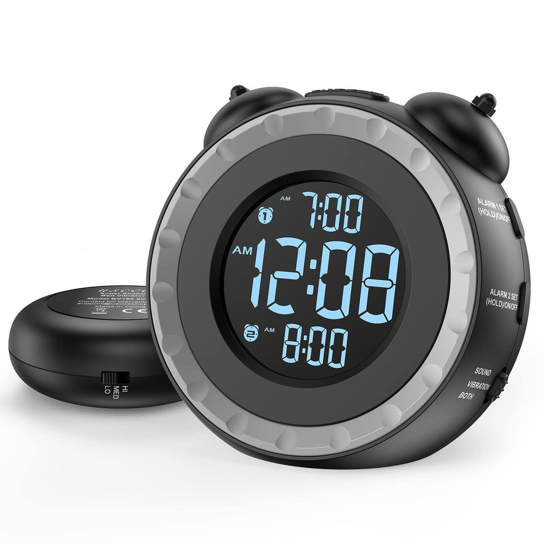 LoudShake Dual Alarm Clock with USB & Dimmer - DOKUTRONIX