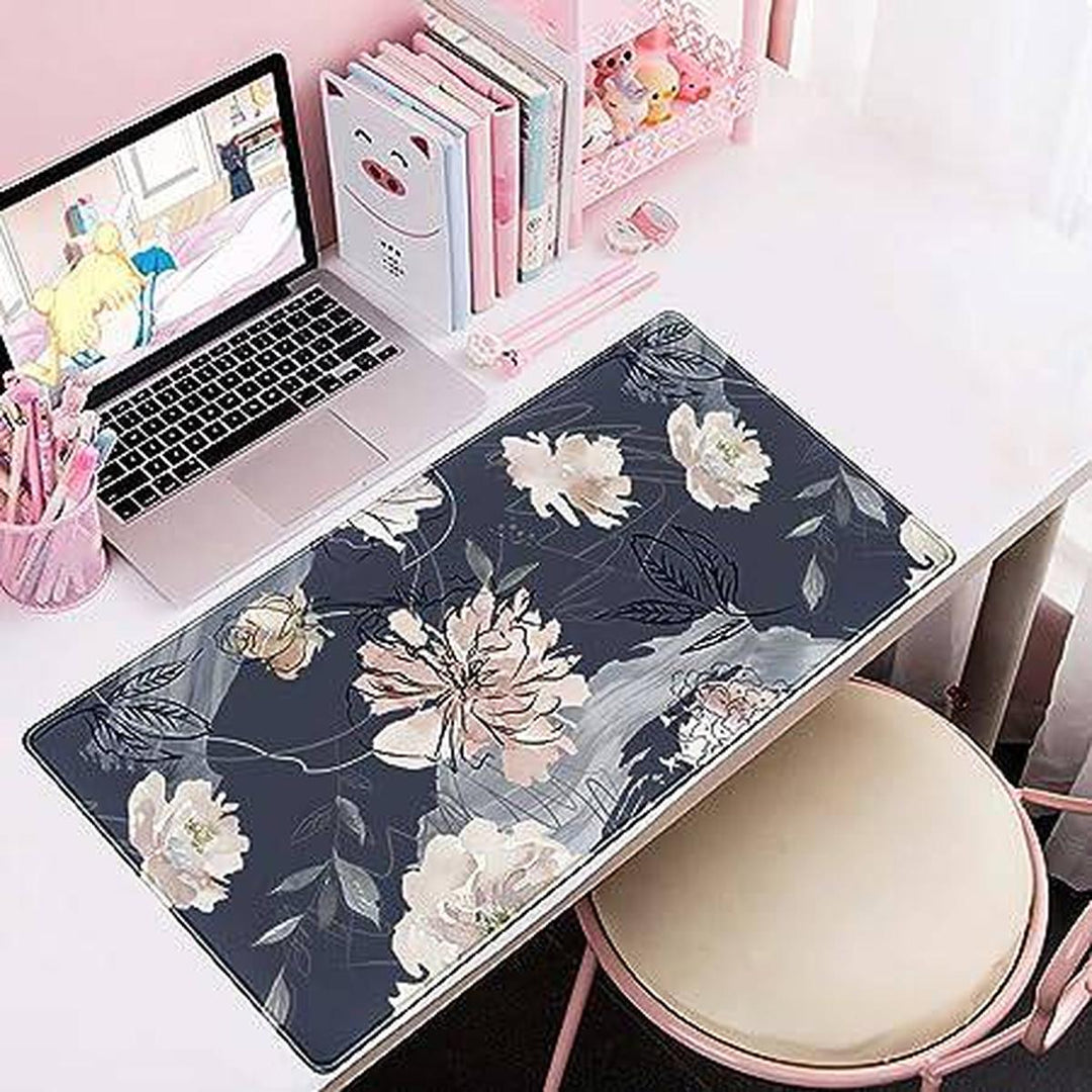 StyleBoost XL Gaming Mouse Pad - 31.5x15.7 in - DOKUTRONIX